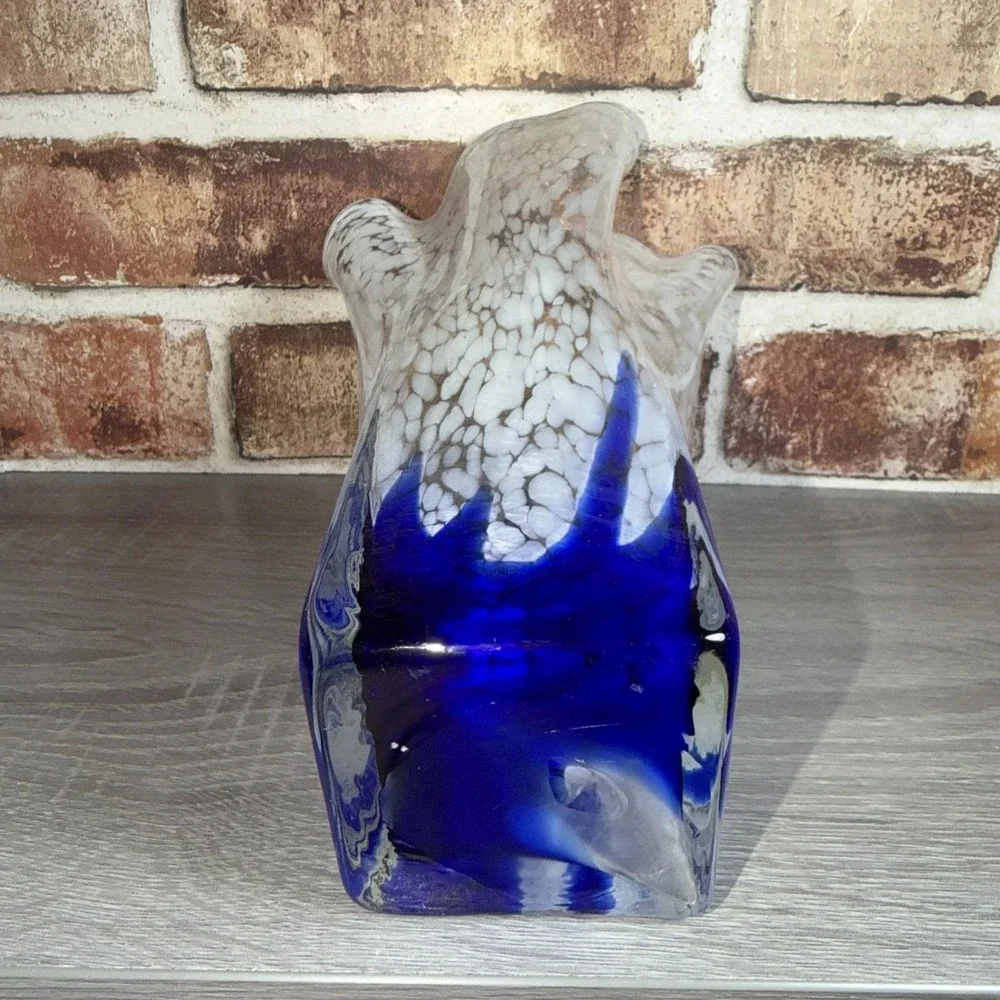 VTG Hand Blown Glass Vase, Blue & White Ruffled Handkerchief Vase